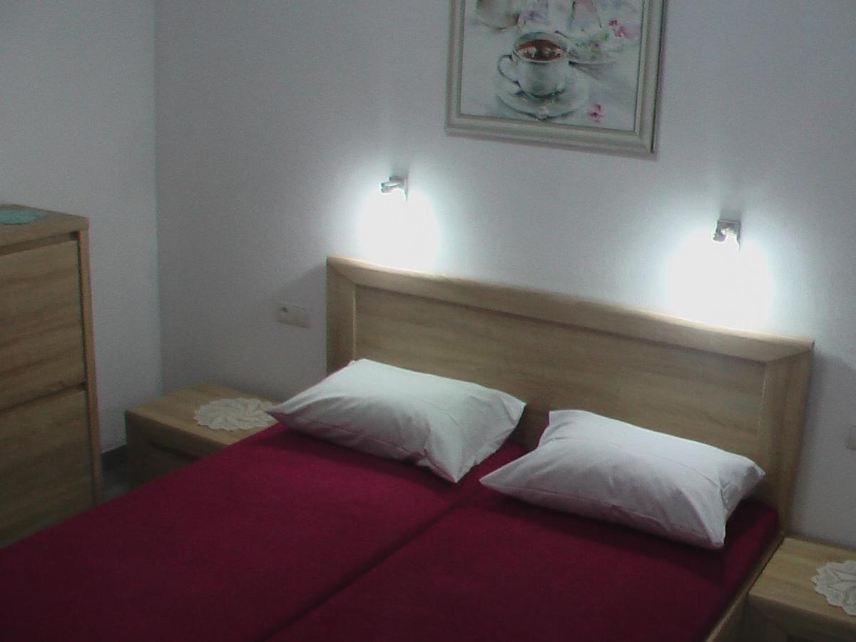 Apartament Jamnik Ražanj Zewnętrze zdjęcie